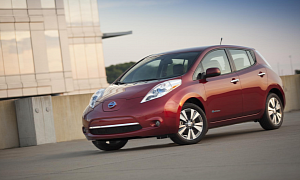 2014 Nissan Leaf Pricing Announced, Gets Standard RearView Monitor