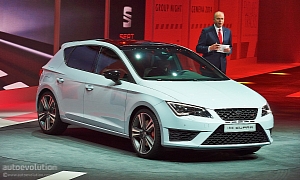 2014 SEAT Leon Cupra Is the Hottest of the Hot Hatches <span>· Live Photos</span>