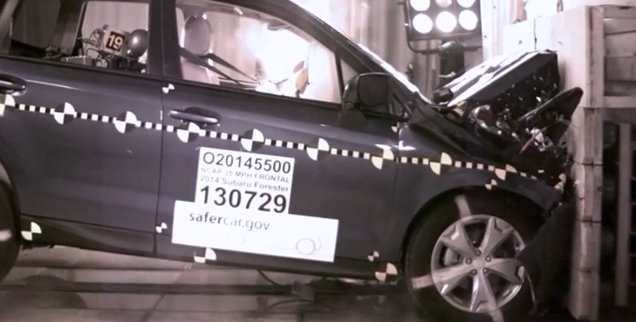 2014 Subaru Forester crash test