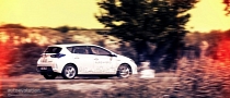 2014 Toyota Auris Hybrid Tested by autoevolution