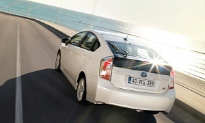 2014 Toyota Prius Liftback US Pricing Released