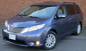 2014 Toyota Sienna Reviewed by Driving Canada