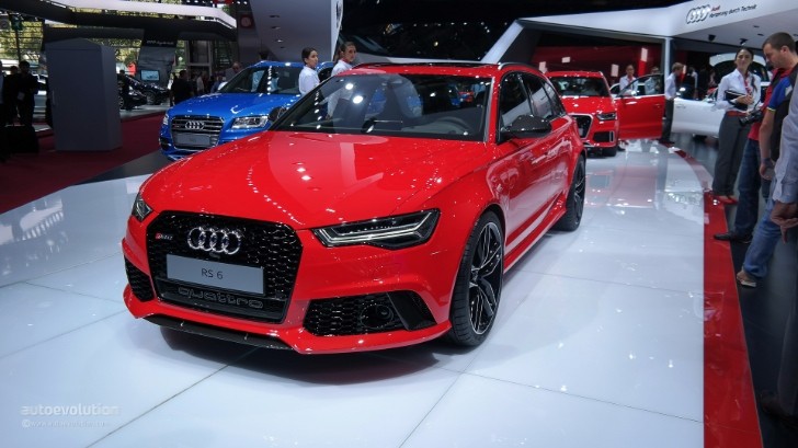 2015 Audi RS6 Live Photos at Paris Motor Show 2014