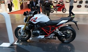 2015 BMW R1200R Promises to Be a Very Comfortable Naked Bike at EICMA <span>· Live Photos</span>