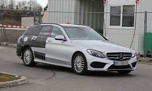 2015 C-Class Wagon S205 Shows More Skin