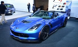 2015 Chevrolet Corvette Z06 Goes Topless at the New York Auto Show <span>· Video</span>  <span>· Live Photos</span>