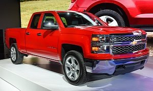 2015 Chevrolet Silverado Custom is a Capable Workhorse With a Dash of Style