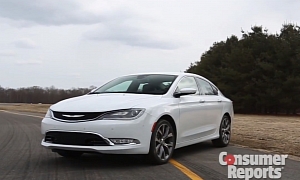 2015 Chrysler 200 Is Excellent, 9-Speed Better than in Cherokee, CR Says