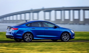 2015 Chrysler 200 Officially Unveiled