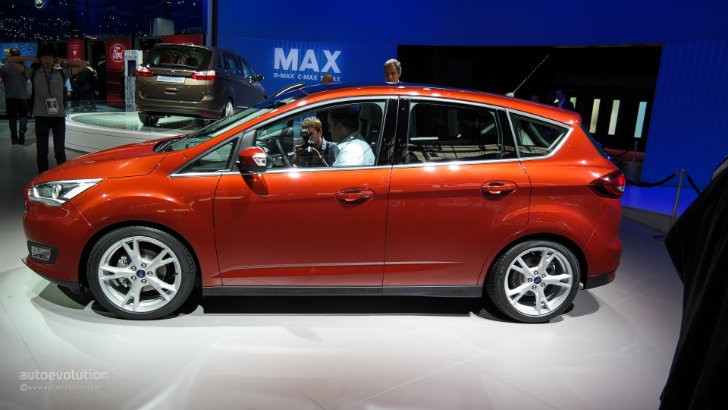 2015 Ford C-Max at the Paris Motor Show