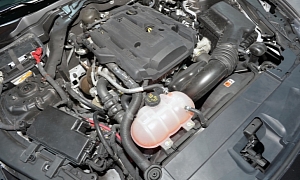 2015 Ford Mustang 2.3-liter EcoBoost Engine Up Close and in Detail