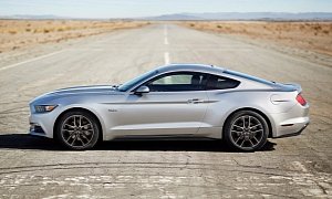 2015 Ford Mustang GT Gains 100 Pounds Over Outgoing Model