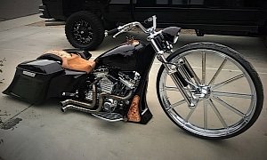 2015 Harley-Davidson Road King Turns Hardcore Bagger, Gets 32-Inch Front Wheel