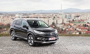 2015 Honda CR-V Full HD Wallpapers: The Search for Inner Space is Over