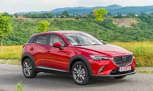 2015 Mazda CX-3 HD Wallpapers: Kodo-Lady in Red