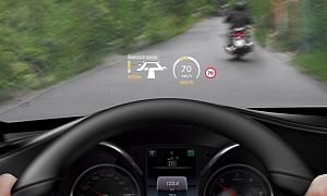 2015 Mercedes-Benz C-Class W205 To Come With Head-Up Display And Airmatic