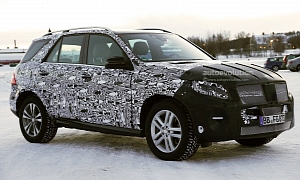 2015 Mercedes-Benz M-Class Facelift Spied in Lapland