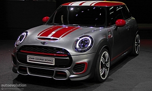 2015 MINI JCW Could Be a Sub 6-Second Car