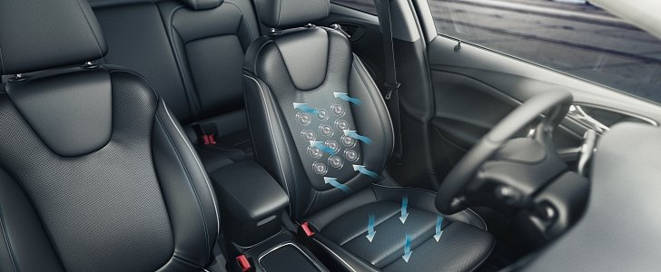2015 Opel Astra K wellness seats