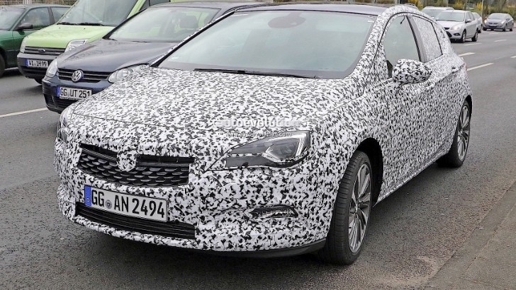 2015 Opel Astra K Spyshots
