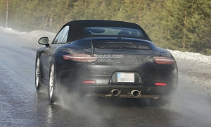 2015 Porsche 911 Cabriolet Facelift Spied with Central Exhausts