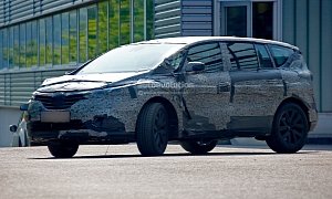 2015 Renault Espace Will Have Four-Wheel Steering