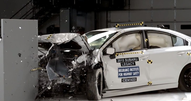 2015 Subaru Legacy IIHS crash test