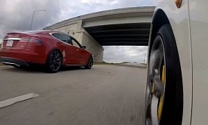 2015 Tesla Model S P85D Races a Ferrari 458 Italia