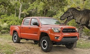 2015 Toyota Tacoma TRD Pro HD Wallpapers: Conquering Jurassic World