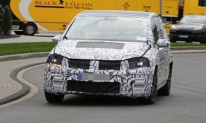 2015 Volkswagen Touran Spied with LED Headlights