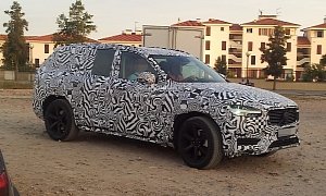 2015 Volvo XC90 Spied with New Camouflage