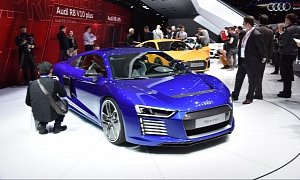 2016 Audi R8 e-tron Officially Revealed with Extra Carbon Goodness