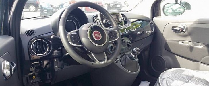 2016 Fiat 500 facelift interior
