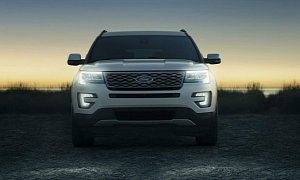 2016 Ford Explorer Platinum Gets the Best Out of the SUV's Lavish Side