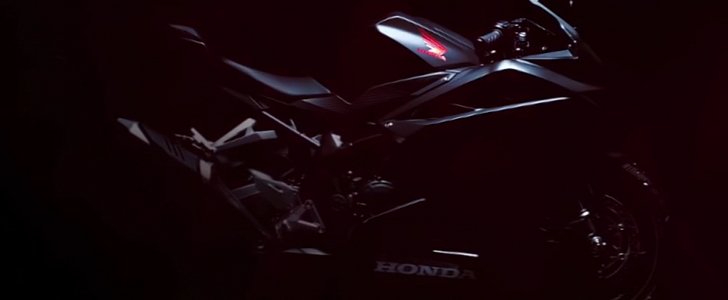 2016 Honda CBR250RR teaser