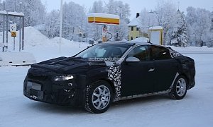2016 Kia Optima Spied Testing in Extreme Cold