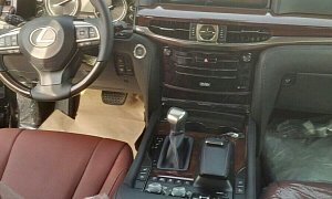 2016 Lexus LX 570 Facelift Spied in the Middle East With Redesigned Interior