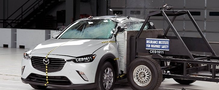 2016 Mazda CX-3 Named IIHS Top Safety Pick+