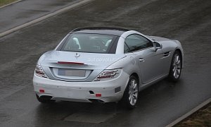 2016 Mercedes-Benz SLC Spied While Testing in Germany