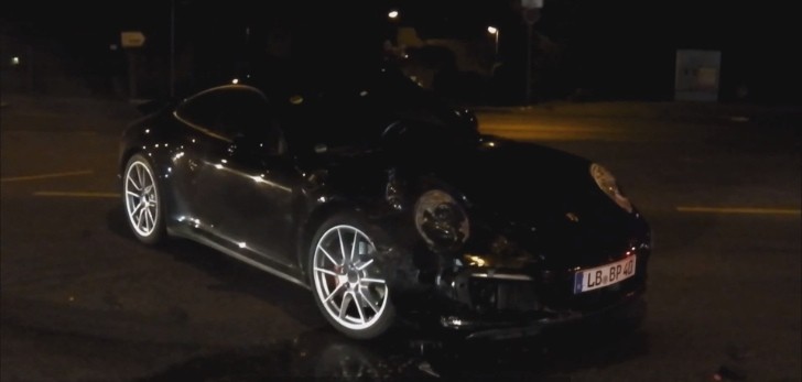 2016 Porsche 911 Facelift Prototype Crashed in Stuttgart
