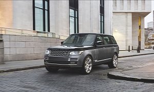 2016 Range Rover SVAutobiography Springs Out, Gets $199,495 Price Tag