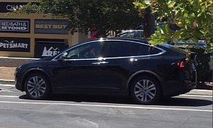 2016 Tesla Model X Spotted Completely Naked in California, Reveal Imminent