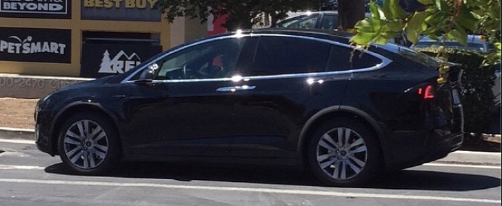 2016 Tesla Model X Spotted Completely Naked in California