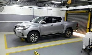 2016 Toyota Hilux Pickup Truck Spied Completely Undisguised