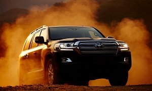 2016 Toyota Land Cruiser Earns Eight-Speed Gearbox, New Look and Safety Pack