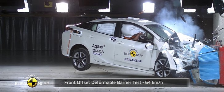 2016 Toyota Prius Euro NCAP crash test