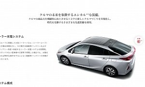 2016 Toyota Prius PHV Solar Roof Option Debuts in Japan