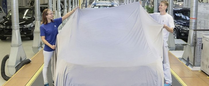2016 Volkswagen Tiguan teaser
