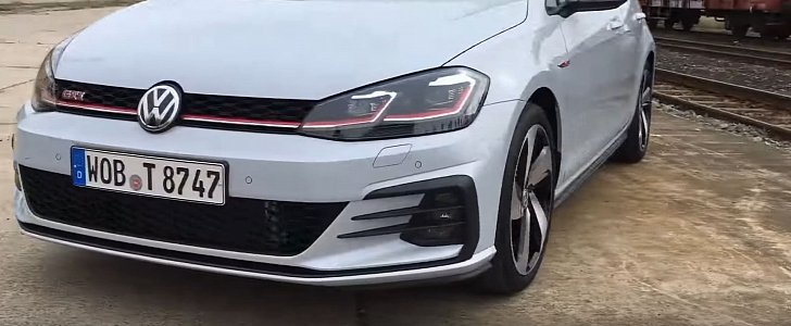 2017/2018 Golf GTI Does Fuel Consumption Test, Exhaust Sound Check
