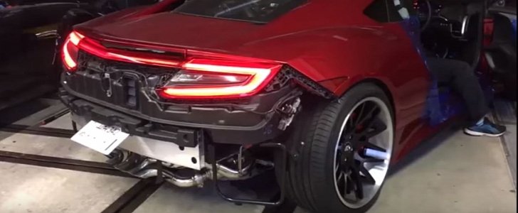 2017 Acura NSX with Fi Exhaust